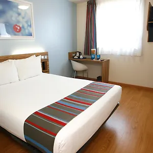 travelodge-barcelona-poblenou.topbarcelonahotels.com/
